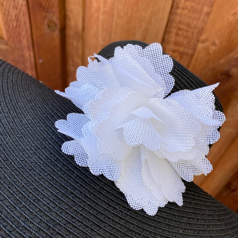 Hat - Picture 2 of 3